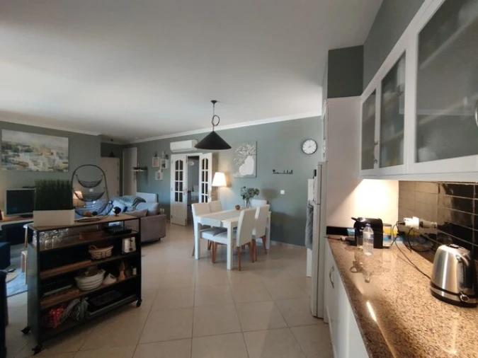 Apartamento T2 para Venda em Quarteira Foto 3