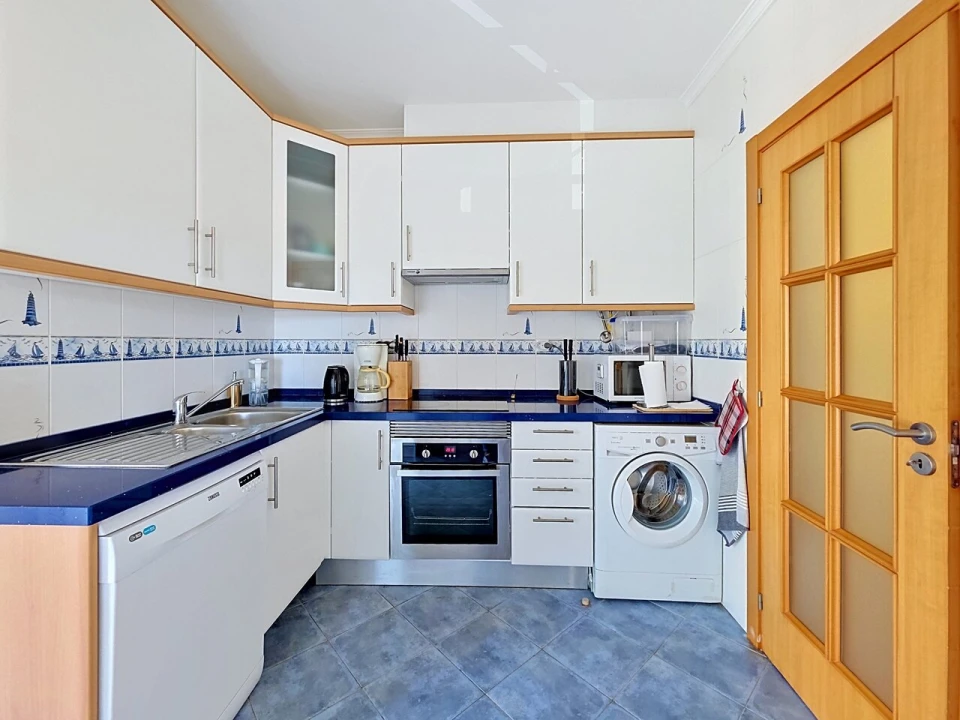 Apartamento T2 para Venda em Lagos (São Sebastião e Santa Maria) Foto 10