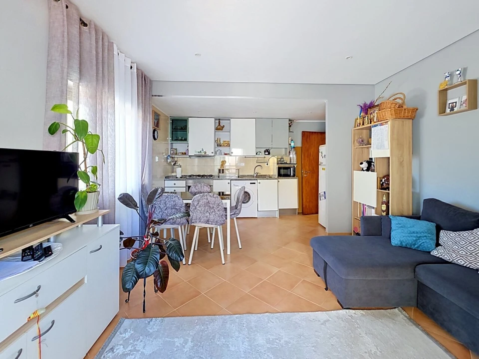 Apartamento T2 para Venda em Portimão Foto 2