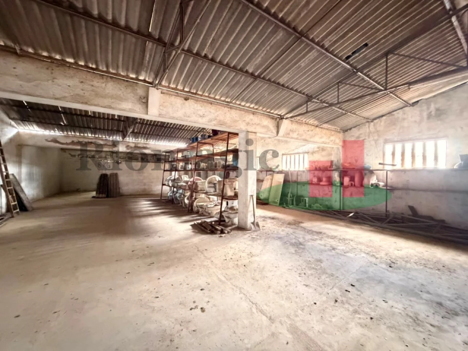Armazém para Arrendamento em Rio Maior Foto 15