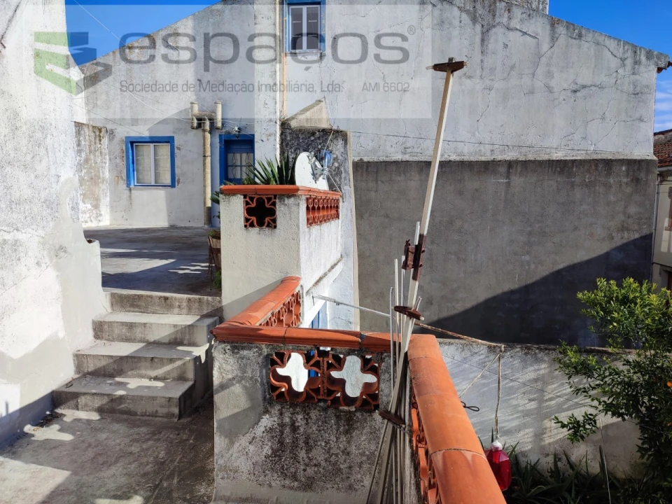 Moradia T4 para Venda em Fratel Foto 13