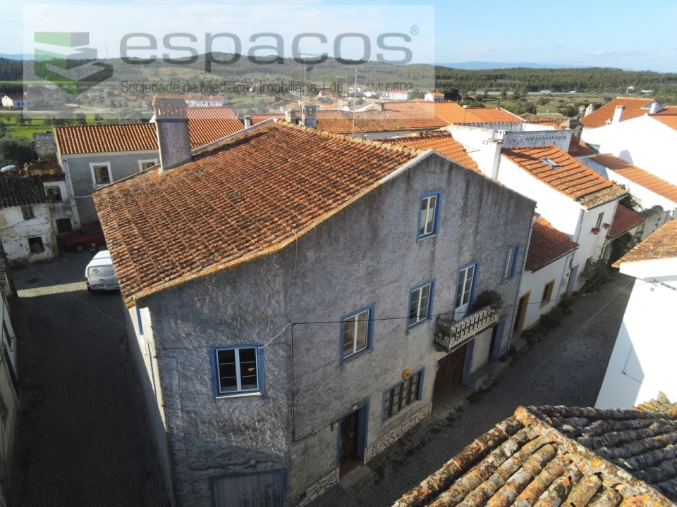 Moradia T4 para Venda em Fratel Foto 1