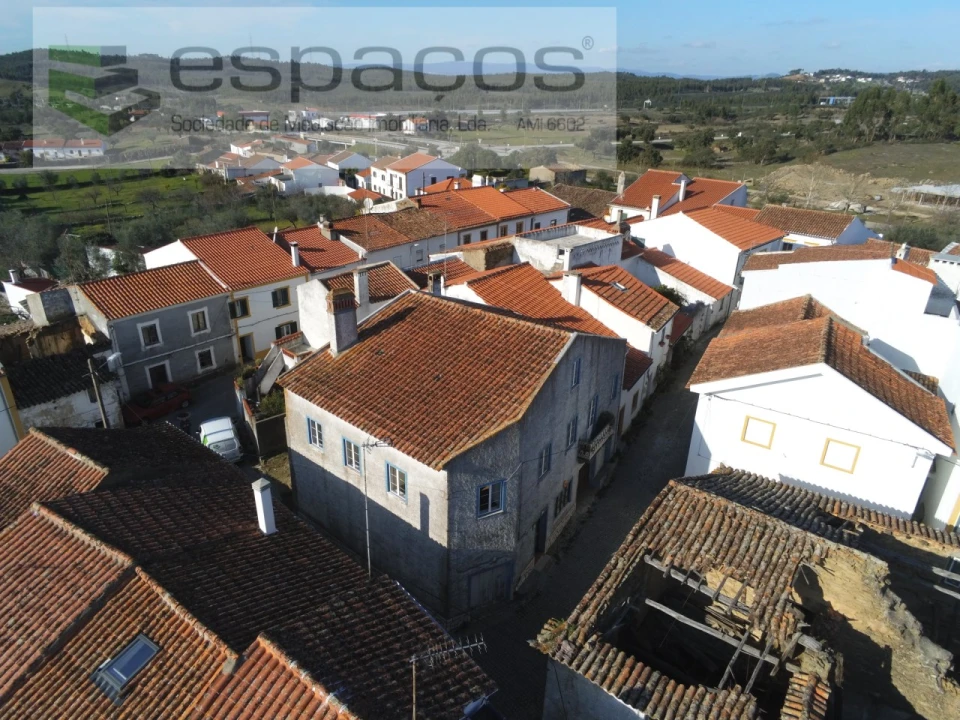 Moradia T4 para Venda em Fratel Foto 26