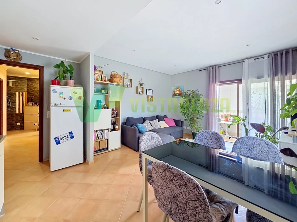 Apartamento T2 para Venda em Portimão Foto 6