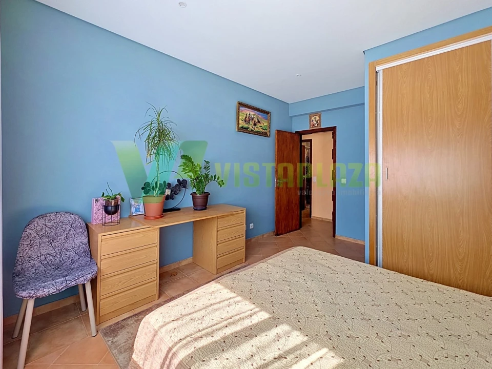 Apartamento T2 para Venda em Portimão Foto 14
