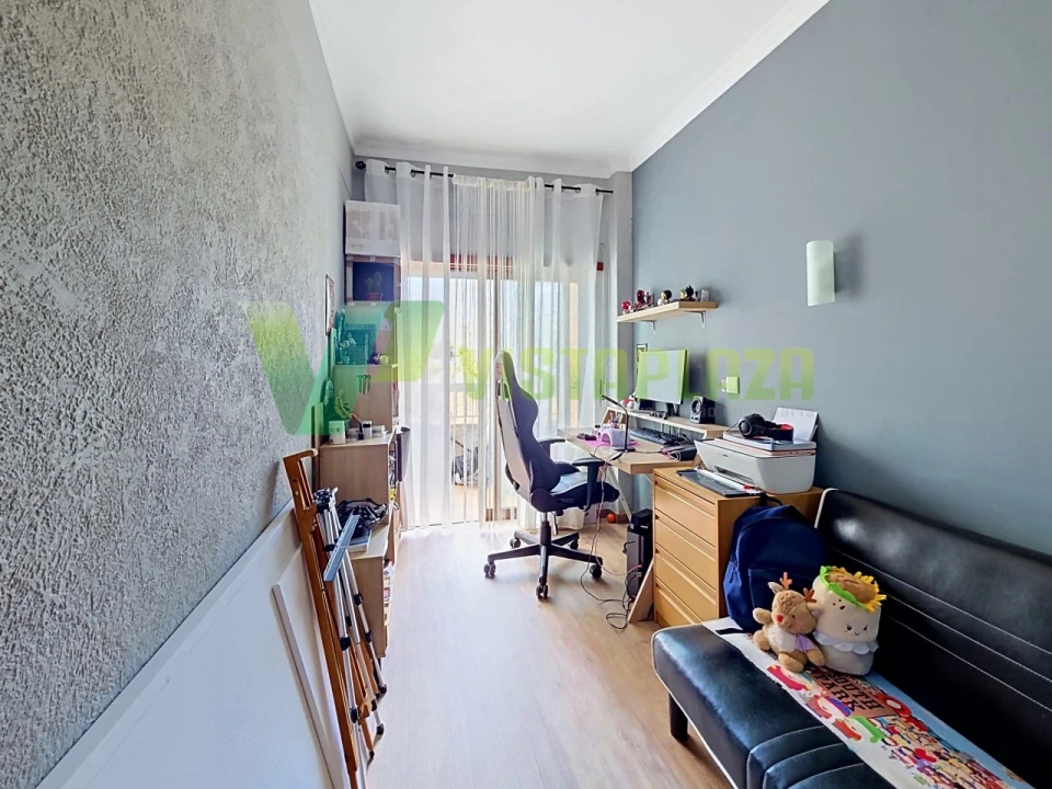 Apartamento T2 para Venda em Portimão Foto 18