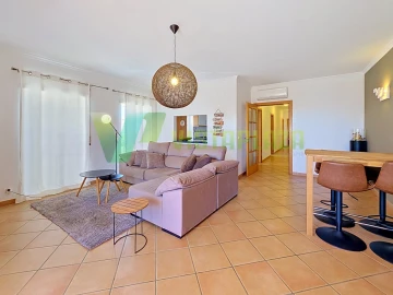 Apartamento T2 para Venda em Lagos (São Sebastião e Santa Maria)