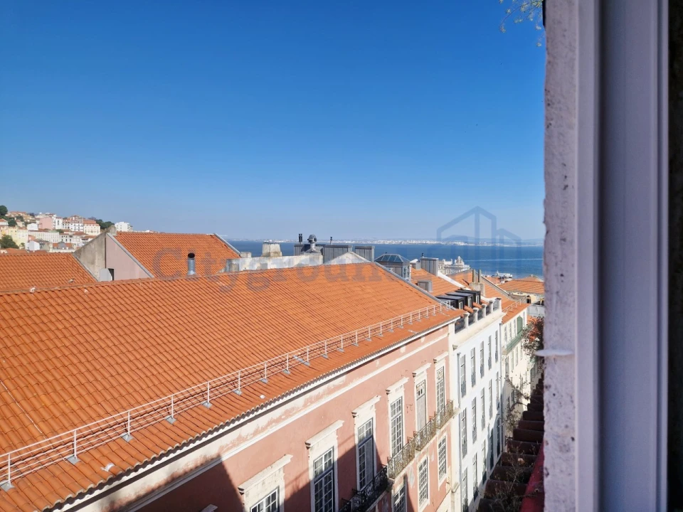 Apartamento T2 para Venda em Santa Maria Maior Foto 15