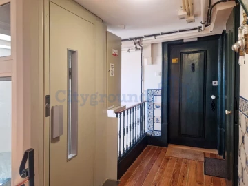 Apartamento T2 para Venda em Santa Maria Maior