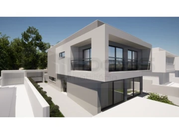 Moradia T4 para Venda em Esgueira
