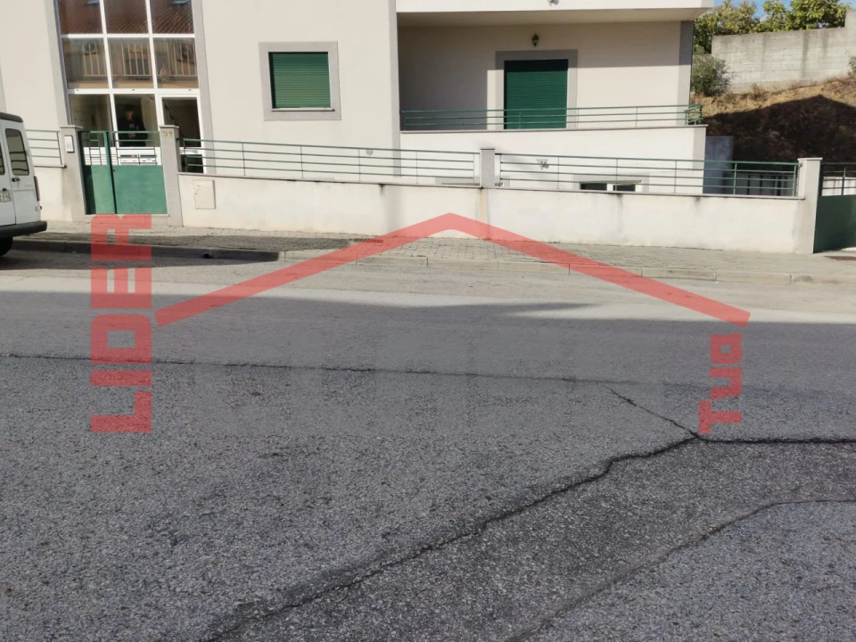 Apartamento T3 para Venda em Mirandela Foto 24