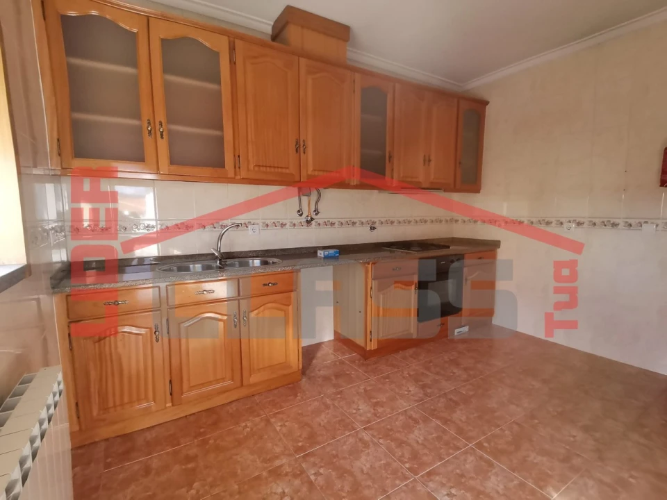 Apartamento T3 para Arrendamento em Mirandela Foto 3