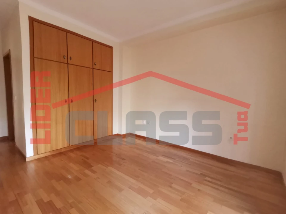 Apartamento T3 para Arrendamento em Mirandela Foto 8