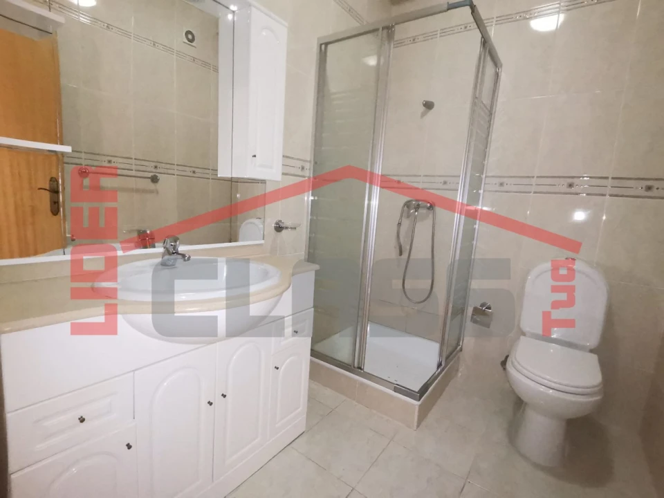 Apartamento T3 para Arrendamento em Mirandela Foto 12