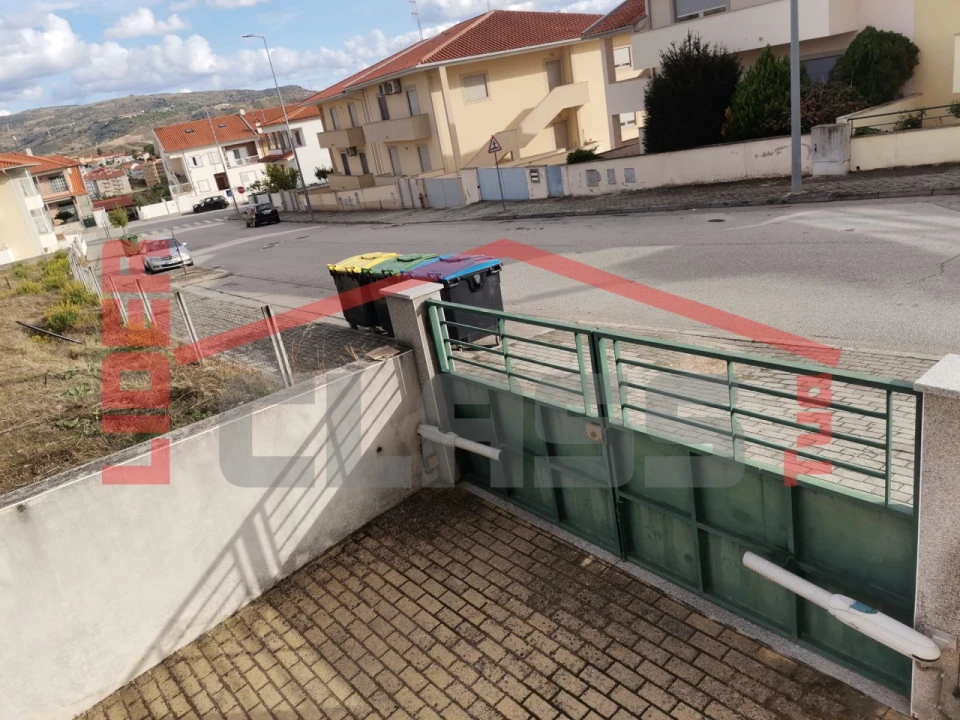Apartamento T3 para Arrendamento em Mirandela Foto 19