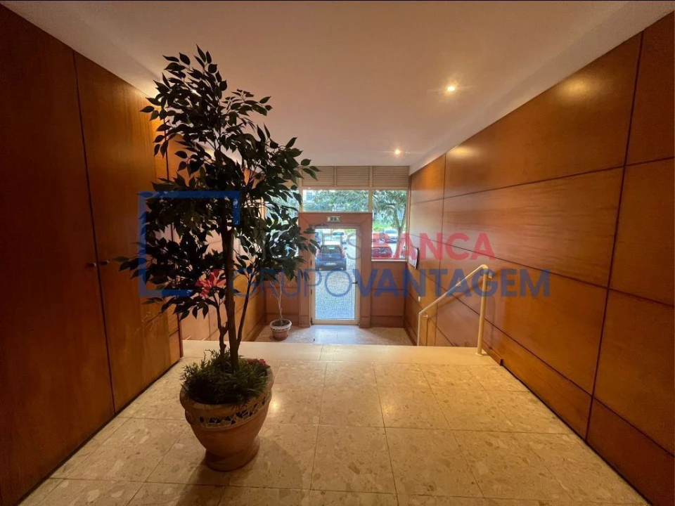 Apartamento T3 para Venda em Aguas Santas Foto 3