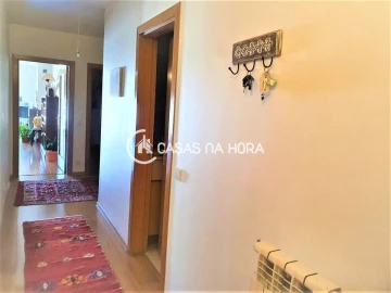 Apartamento T2 para Arrendamento em Loures