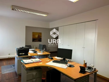 Escritório para Arrendamento em Braga (São José de São Lázaro e São João do Souto)