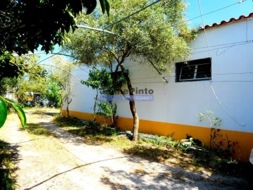 Moradia T6 para Venda em Pegões