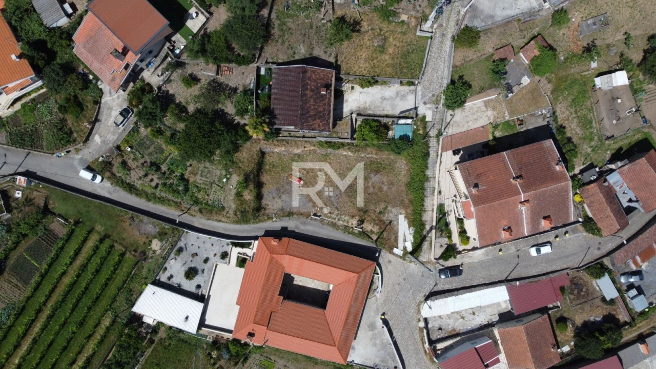 Moradia T3 para Venda em Campo e Sobrado Foto 8