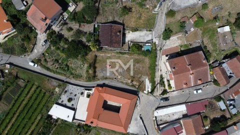 Moradia T3 para Venda em Campo e Sobrado