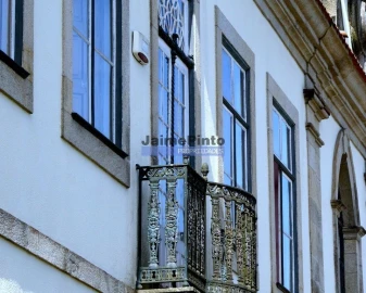 Moradia T10 para Venda em Glória e Vera Cruz