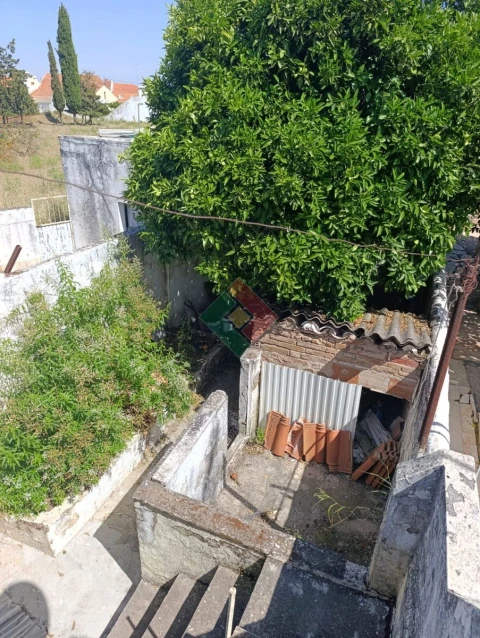 Moradia T2 para Venda em Bencatel