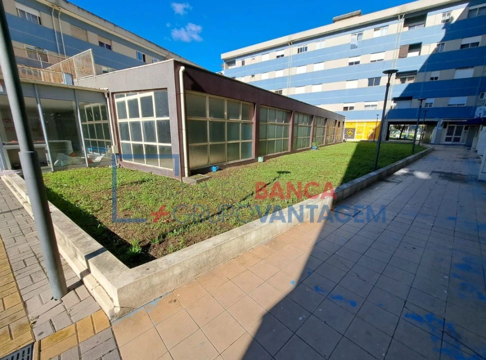 Negócio para Venda em Bougado (São Martinho e Santiago) Foto 5