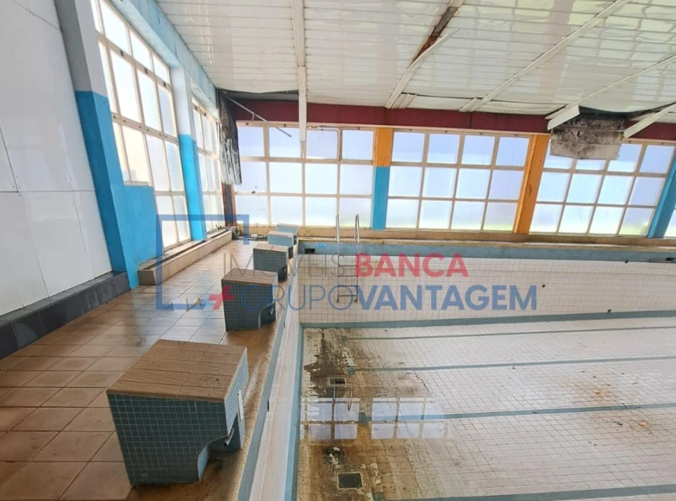 Negócio para Venda em Bougado (São Martinho e Santiago) Foto 8