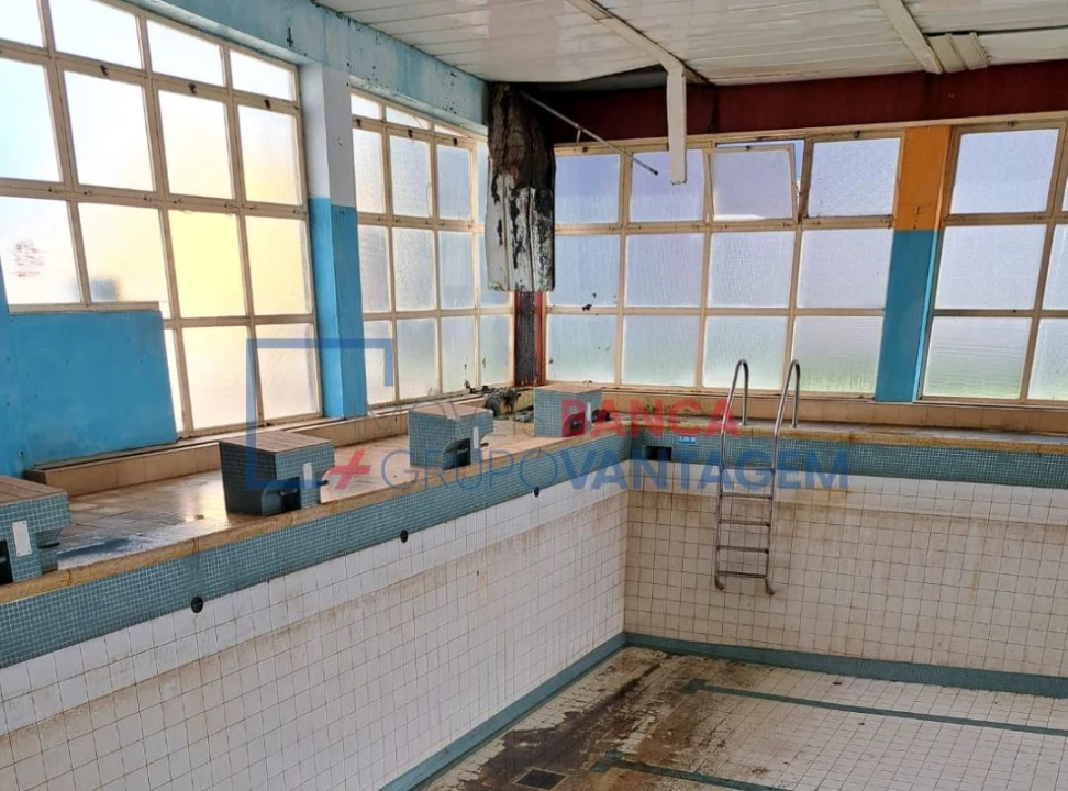 Negócio para Venda em Bougado (São Martinho e Santiago) Foto 10