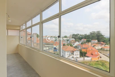 Apartamento T4 para Arrendamento em Campanhã