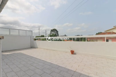 Apartamento T4 para Arrendamento em Campanhã