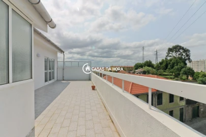 Apartamento T4 para Arrendamento em Campanhã