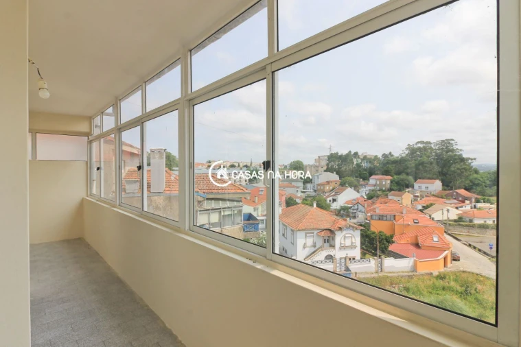 Apartamento T4 para Arrendamento em Campanhã Foto 5