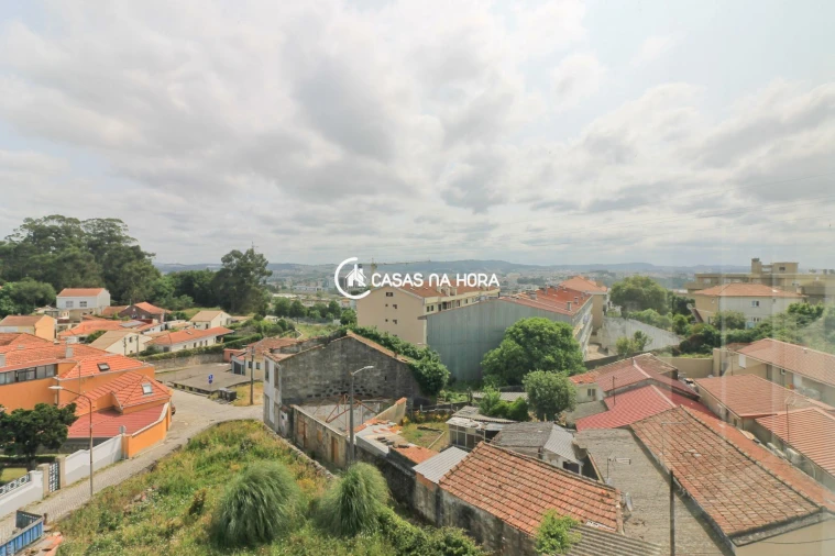 Apartamento T4 para Arrendamento em Campanhã Foto 6