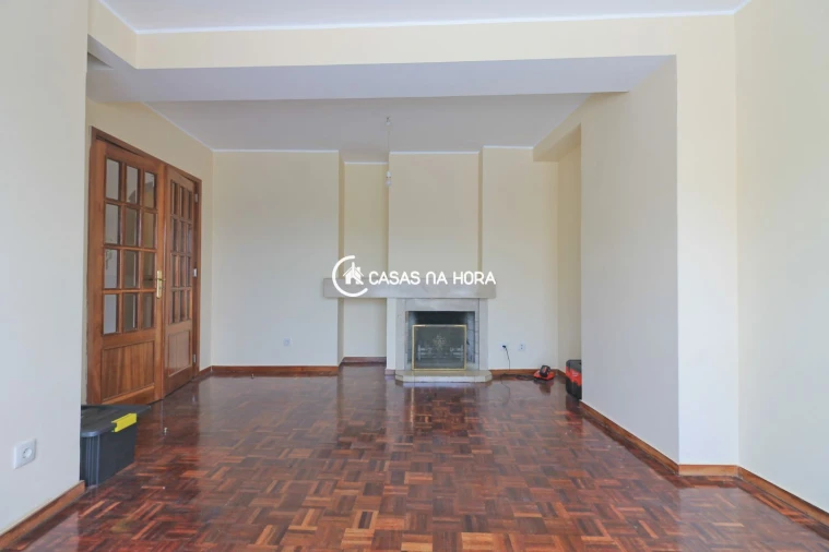 Apartamento T4 para Arrendamento em Campanhã Foto 20