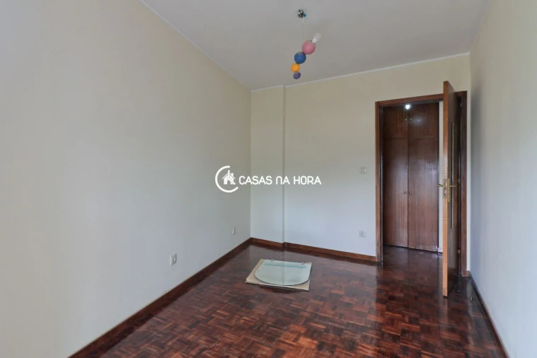 Apartamento T4 para Arrendamento em Campanhã Foto 23