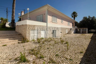 Moradia T5 para Venda em Sesimbra (Castelo)