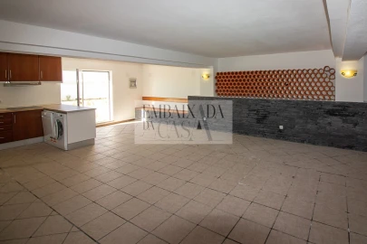 Moradia T5 para Venda em Sesimbra (Castelo)