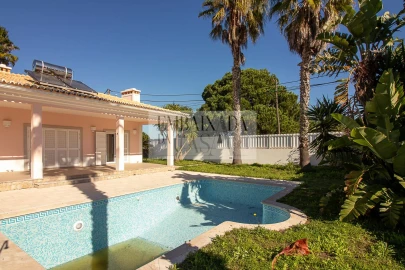 Moradia T5 para Venda em Sesimbra (Castelo)