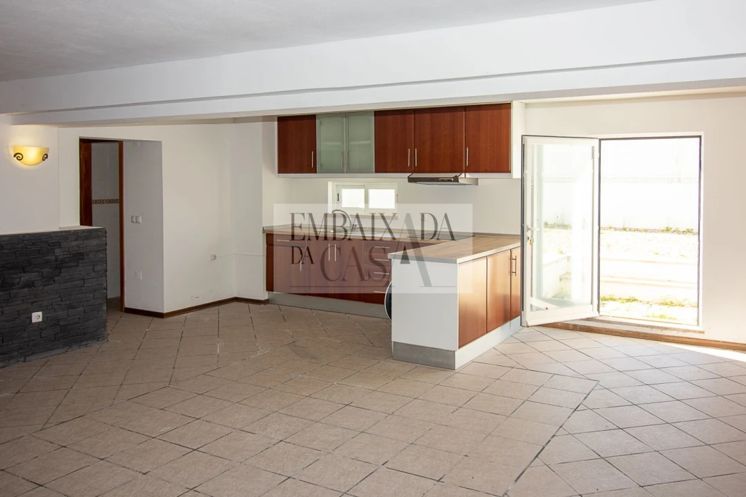 Moradia T5 para Venda em Sesimbra (Castelo) Foto 46