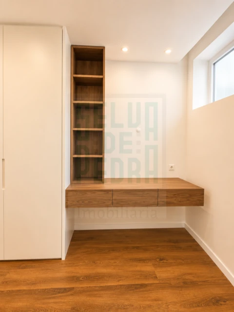 Apartamento T2 para Venda em Paços de Ferreira