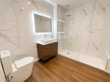 Apartamento T2 para Venda em Paços de Ferreira