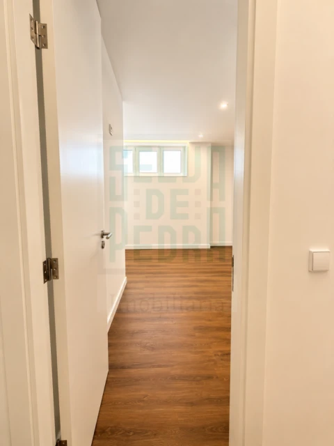 Apartamento T2 para Venda em Paços de Ferreira
