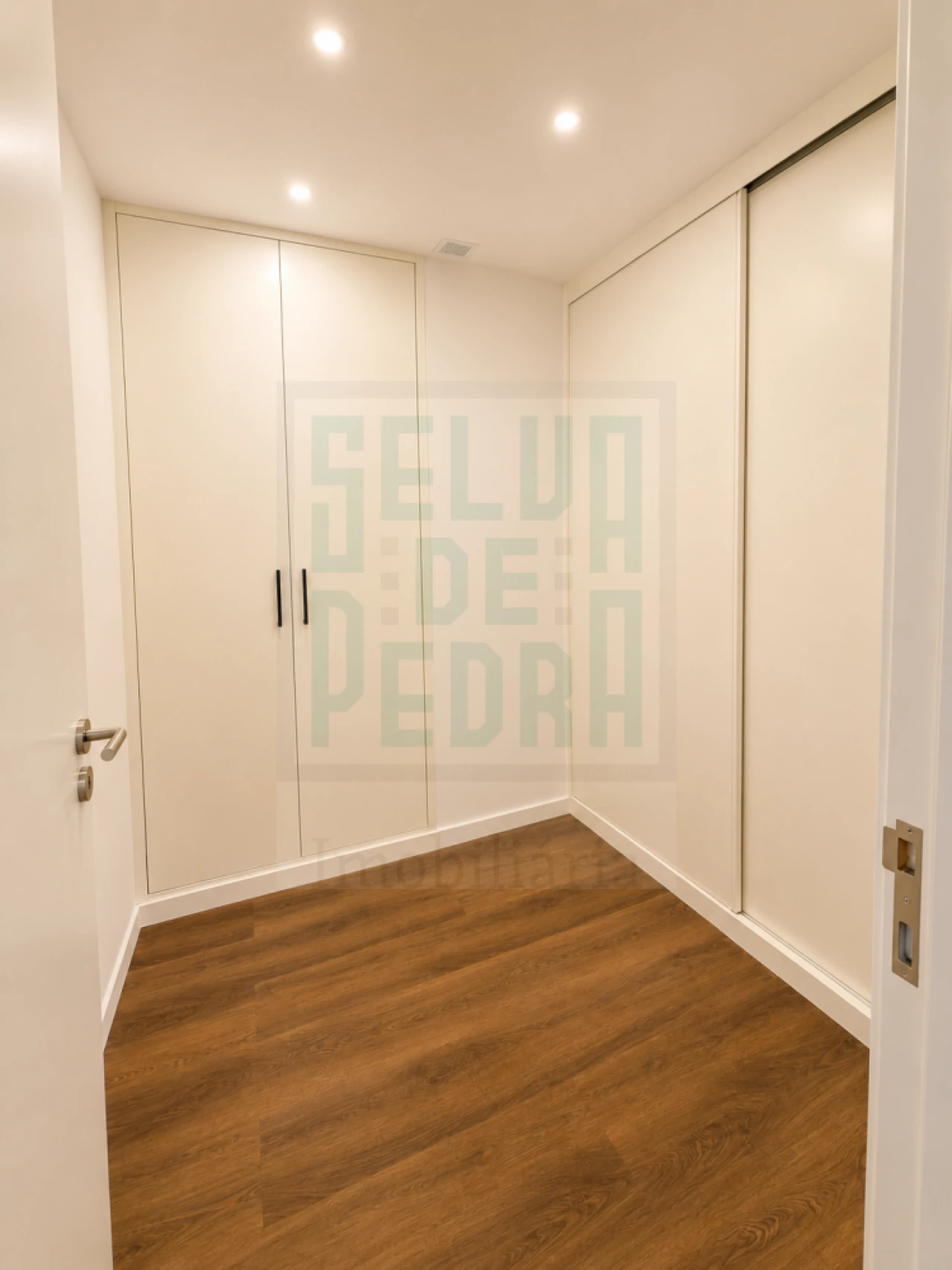 Apartamento T2 para Venda em Paços de Ferreira Foto 23