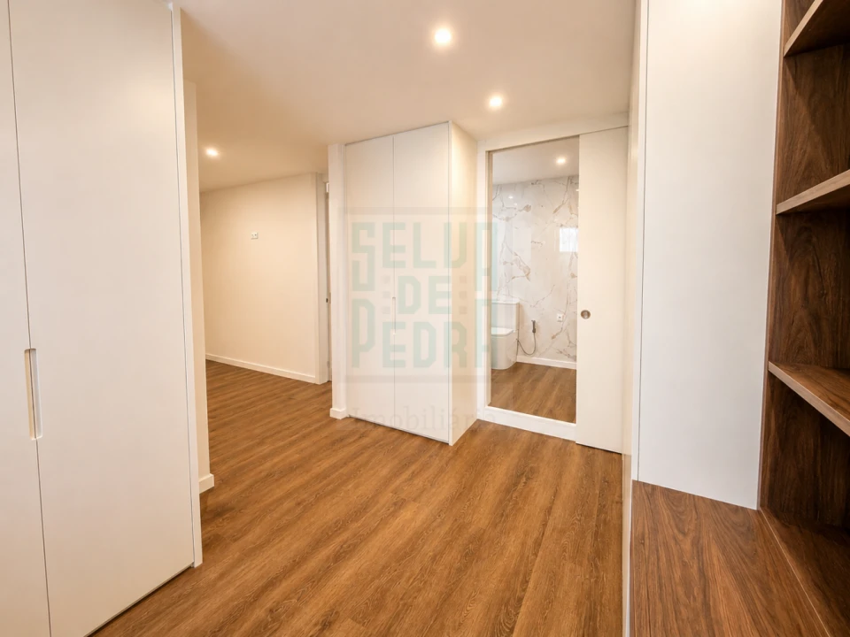 Apartamento T2 para Venda em Paços de Ferreira Foto 36