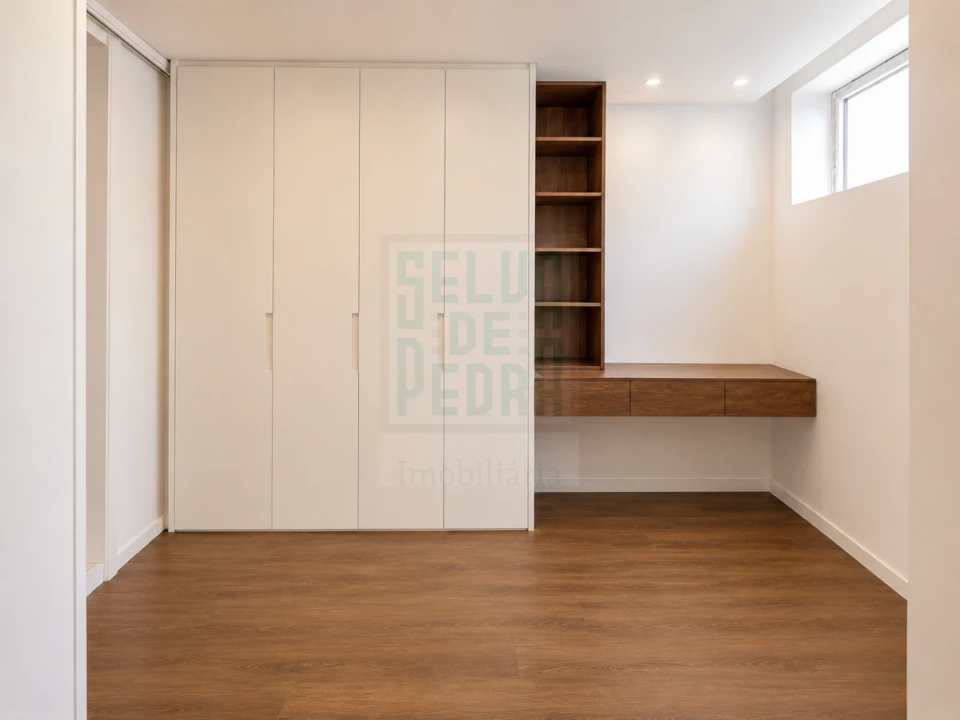 Apartamento T2 para Venda em Paços de Ferreira Foto 17