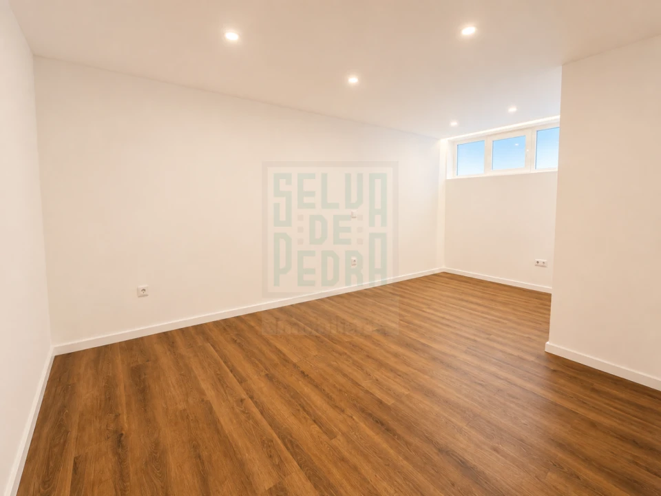 Apartamento T2 para Venda em Paços de Ferreira Foto 30