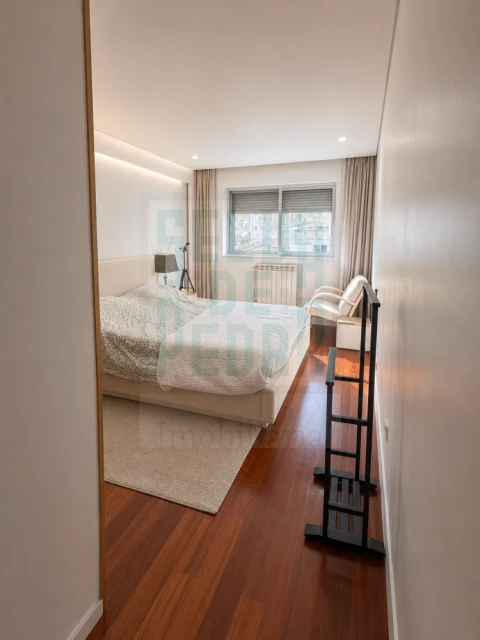 Apartamento T2 para Arrendamento em Campanhã