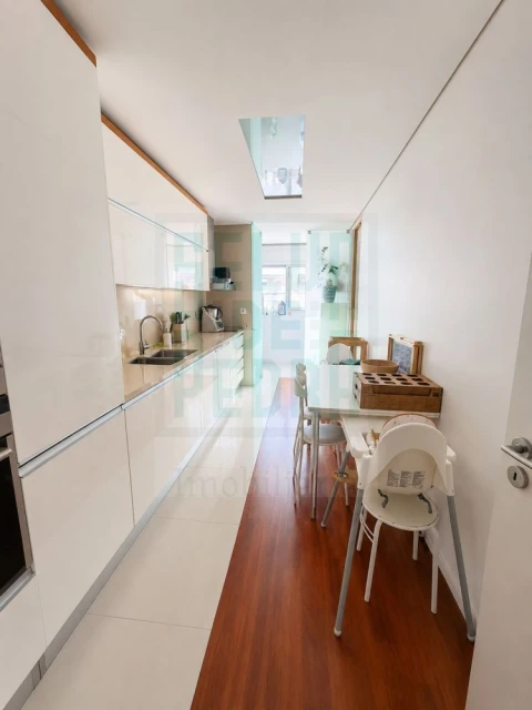 Apartamento T2 para Arrendamento em Campanhã